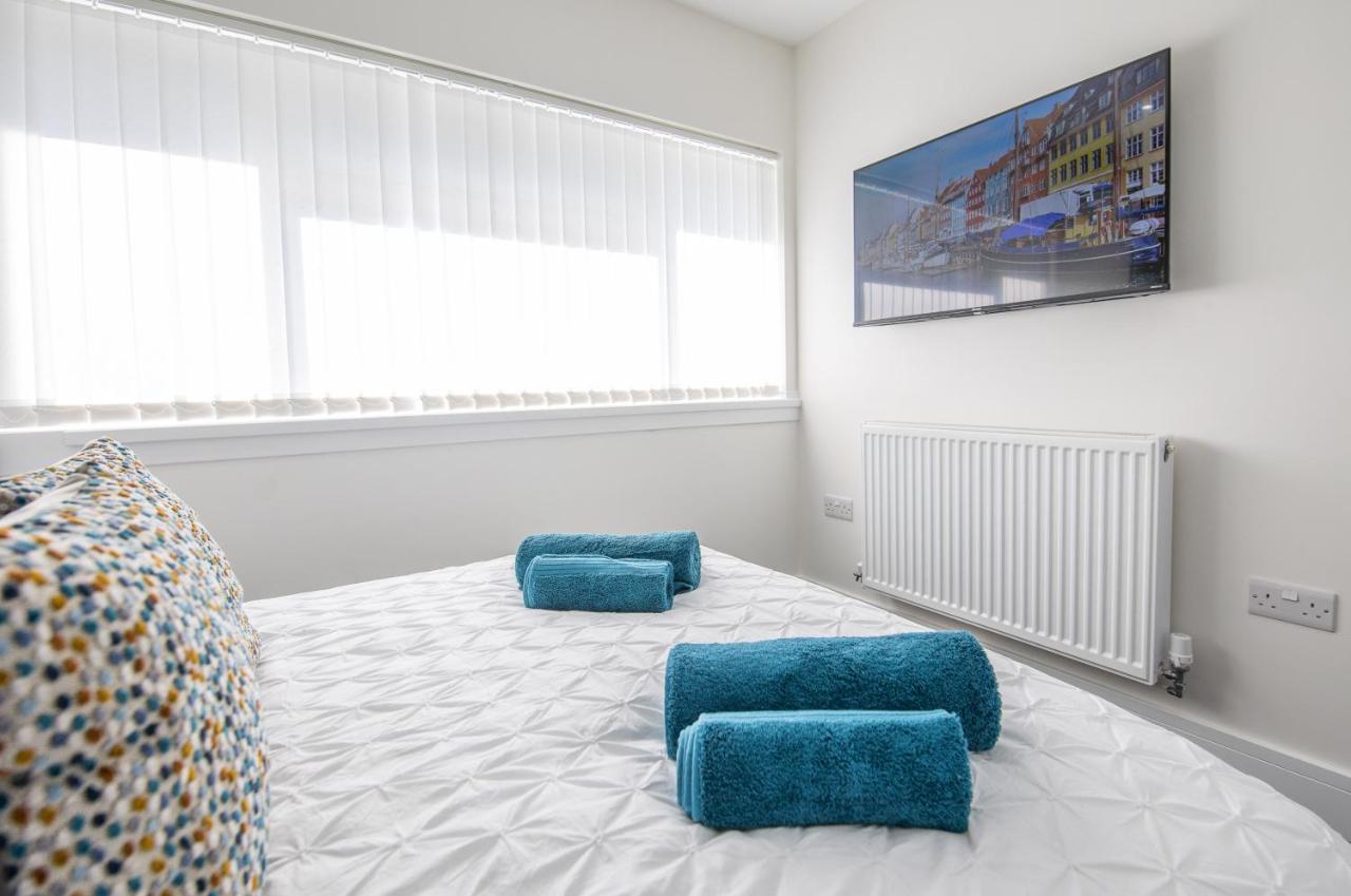 Luxury Property With Hot Tub And Sea Views Oystermouth 외부 사진