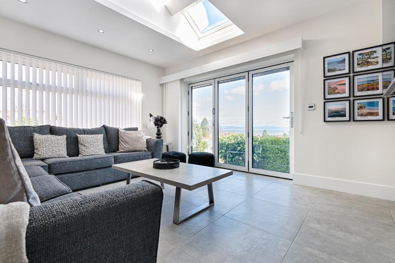 Luxury Property With Hot Tub And Sea Views Oystermouth 외부 사진