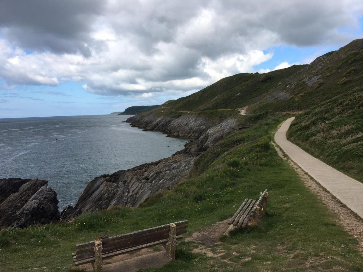 Luxury Property With Hot Tub And Sea Views Oystermouth 외부 사진